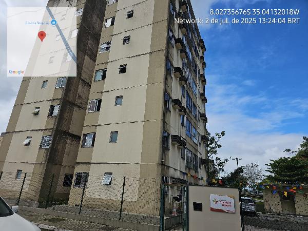 Vende-se em Sao Lourenco Da Mata-PE  apto, 56.72 de área total, 49.12 de área privativa,  2_qto(s), a.serv, WC, 1_sala(s), cozinha, 1_vaga(s) de garagem.