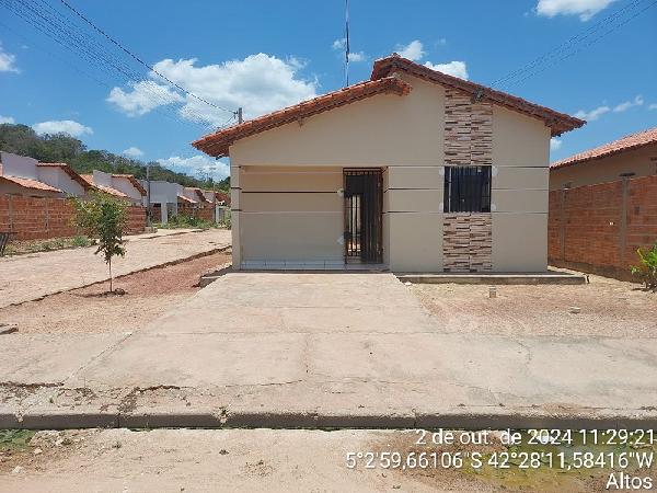 Vende-se em Altos-PI  Casa, 50.89 de área privativa, 200.00 de área do terreno,  2_qto(s), a.serv, WC, 1_sala(s), cozinha, 1_vaga(s) de garagem.