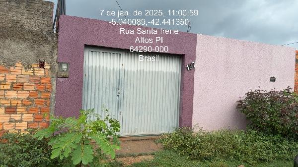 Vende-se em Altos-PI  Casa, 45.31 de área privativa, 214.28 de área do terreno,  2_qto(s), WC, 1_sala(s), cozinha.