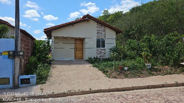Vende-se em Altos-PI  Casa, 52.21 de área privativa, 210.63 de área do terreno,  2_qto(s), a.serv, WC, 1_sala(s), cozinha, Terraco, 1_vaga(s) de garagem.