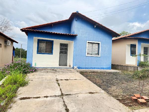 Vende-se em Altos-PI  Casa, 66.50 de área total, 66.50 de área privativa, 249.82 de área do terreno,  2_qto(s), varanda, a.serv, WC, 1_sala(s), cozinha, Terraco.