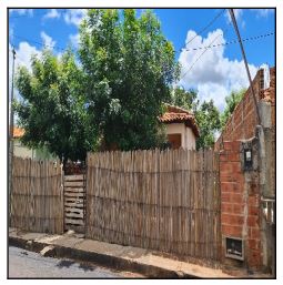 Vende-se em Altos-PI  Casa, 60.00 de área privativa, 190.00 de área do terreno,  2_qto(s), a.serv, WC, 1_sala(s), cozinha, Terraco, 1_vaga(s) de garagem.
