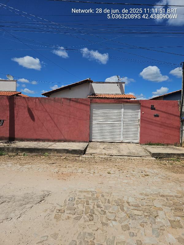 Vende-se em Altos-PI  Casa, 52.63 de área total, 52.63 de área privativa, 250.00 de área do terreno,  2_qto(s), a.serv, WC, 1_sala(s), cozinha, Terraco.