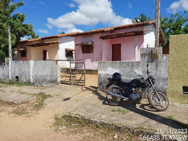 Vende-se em Ceara-Mirim-RN  Casa, 53.81 de área privativa, 200.00 de área do terreno,  2_qto(s), a.serv, WC, 1_sala(s), sacada, cozinha, 1_vaga(s) de garagem.