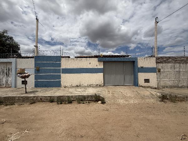 Vende-se em Mossoro-RN  Casa, 60.00 de área total, 60.00 de área privativa, 200.00 de área do terreno,  2_qto(s), a.serv, WC, 1_sala(s), cozinha, Terraco.