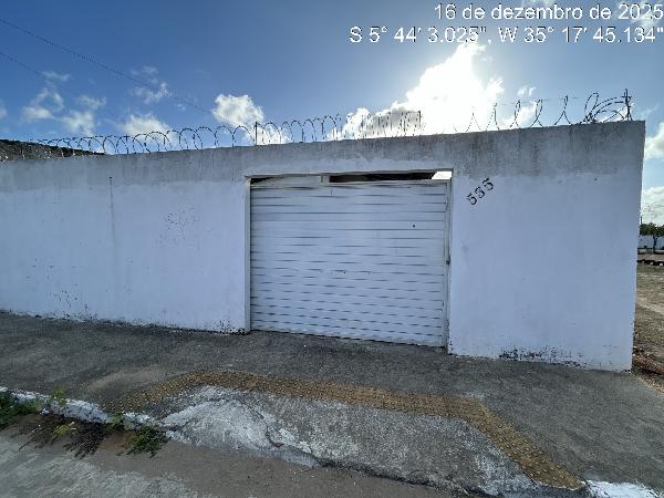 Vende-se em Sao Goncalo Do Amarante-RN  Casa, 59.91 de área total, 59.91 de área privativa, 200.00 de área do terreno,  2_qto(s), a.serv, WC, 1_sala(s), cozinha, 1_vaga(s) de garagem.