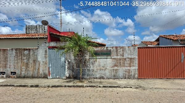 Vende-se em Sao Goncalo Do Amarante-RN  Casa, 69.77 de área total, 68.95 de área privativa, 1000.00 de área do terreno,  2_qto(s), a.serv, WC, 1_sala(s), cozinha, 1_vaga(s) de garagem.