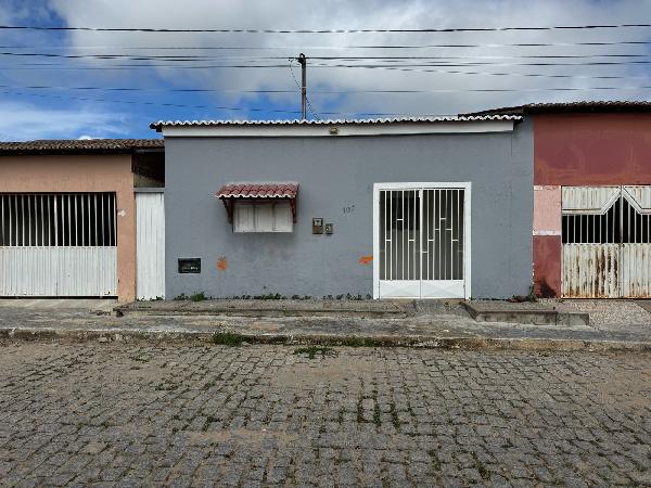 Vende-se em Tenente Laurentino Cruz-RN  Casa, 77.94 de área total, 77.94 de área privativa, 112.50 de área do terreno,  2_qto(s), a.serv, WC, 1_sala(s), cozinha.