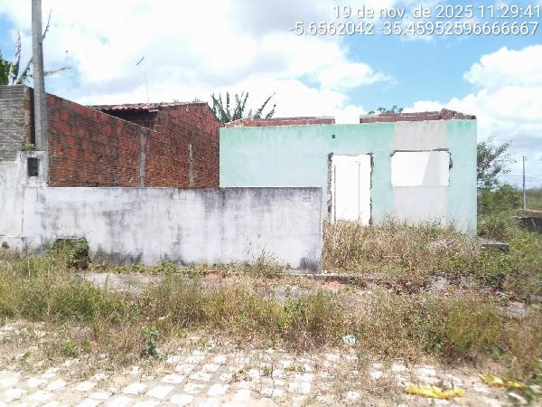 Vende-se em Ceara-Mirim-RN  Casa, 46.94 de área privativa, 200.00 de área do terreno.