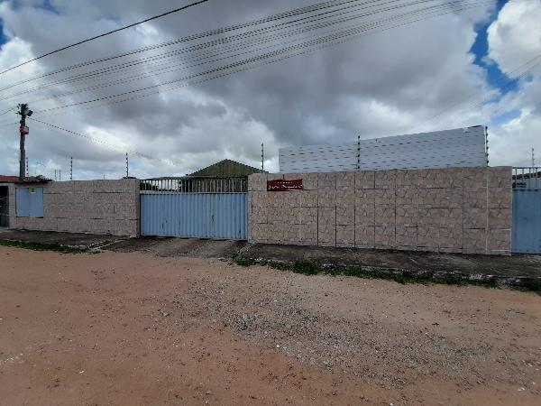 Vende-se em Sao Goncalo Do Amarante-RN  Casa, 46.31 de área privativa, 46.31 de área do terreno,  2_qto(s), WC, 1_sala(s), cozinha, 1_vaga(s) de garagem.