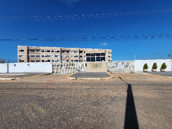 Vende-se em Mossoro-RN  apto, 57.33 de área total, 50.06 de área privativa,  2_qto(s), a.serv, WC, 1_sala(s), cozinha.