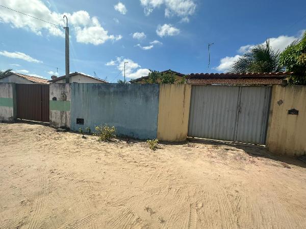 Vende-se em Ceara-Mirim-RN  Casa, 57.15 de área privativa, 262.50 de área do terreno,  2_qto(s), WC, 1_sala(s), cozinha, 1_vaga(s) de garagem.