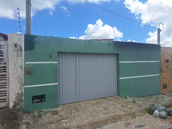 Vende-se em Ceara-Mirim-RN  Casa, 133.33 de área total, 58.41 de área privativa, 133.33 de área do terreno,  2_qto(s), a.serv, WC, 1_sala(s), cozinha.