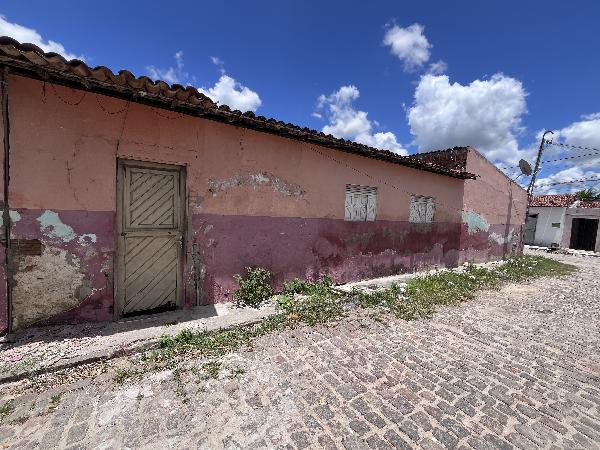 Vende-se em Tangara-RN  Casa, 70.00 de área total, 70.00 de área privativa, 150.00 de área do terreno,  3_qto(s), a.serv, WC, 1_sala(s), cozinha, 1_vaga(s) de garagem.