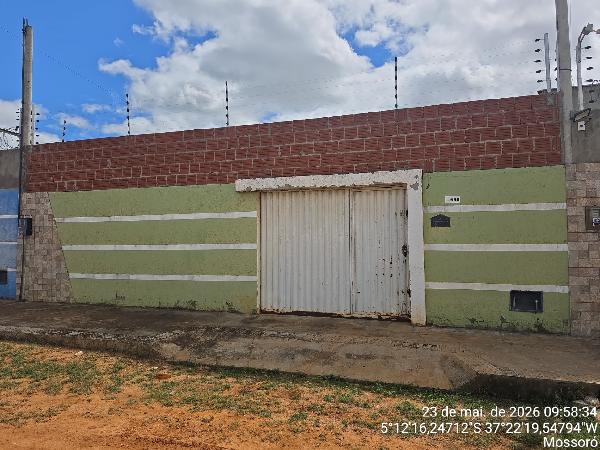 Vende-se em Mossoro-RN  Casa, 63.36 de área total, 63.36 de área privativa, 280.00 de área do terreno,  2_qto(s), a.serv, WC, 1_sala(s), cozinha.