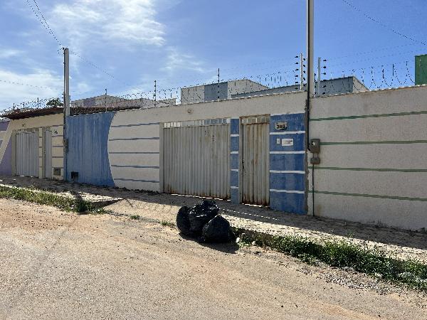 Vende-se em Mossoro-RN  Casa, 73.83 de área total, 73.83 de área privativa, 200.00 de área do terreno,  2_qto(s), a.serv, WC, 1_sala(s), cozinha, 1_vaga(s) de garagem.