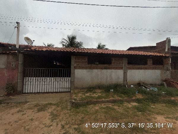 Vende-se em Tibau-RN  Casa, 63.00 de área total, 63.00 de área privativa, 130.00 de área do terreno,  3_qto(s), a.serv, WC, 1_sala(s), cozinha.