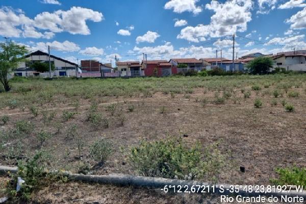 Vende-se em Tangara-RN  Casa, 48.00 de área total, 48.00 de área privativa, 160.00 de área do terreno,  2_qto(s), WC, 1_sala(s), cozinha.