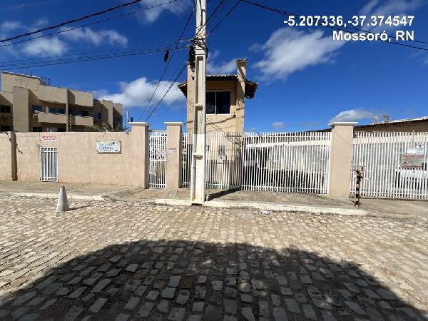Vende-se em Mossoro-RN  apto, 56.13 de área total, 48.90 de área privativa,  2_qto(s), WC, 1_sala(s), cozinha, 1_vaga(s) de garagem.
