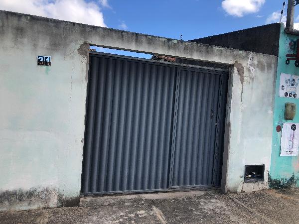 Vende-se em Ceara-Mirim-RN  Casa, 46.94 de área total, 46.94 de área privativa, 200.00 de área do terreno,  2_qto(s), WC, 1_sala(s), cozinha.