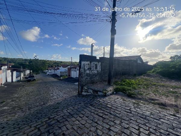 Vende-se em Sao Goncalo Do Amarante-RN  Casa, 74.87 de área total, 74.87 de área privativa, 117.20 de área do terreno,  2_qto(s), a.serv, WC, 1_sala(s), Terraco, 1_vaga(s) de garagem.