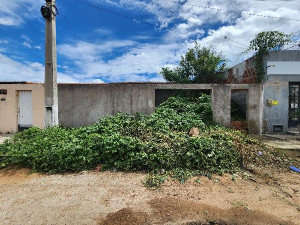Vende-se em Mossoro-RN  Terreno, 63.50 de área total, 200.00 de área do terreno.