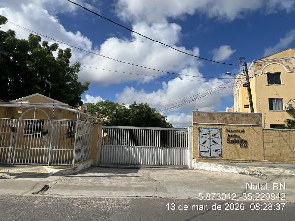 Vende-se em Natal-RN  apto, 53.74 de área total, 49.05 de área privativa,  2_qto(s), WC, 1_sala(s), cozinha, 1_vaga(s) de garagem.