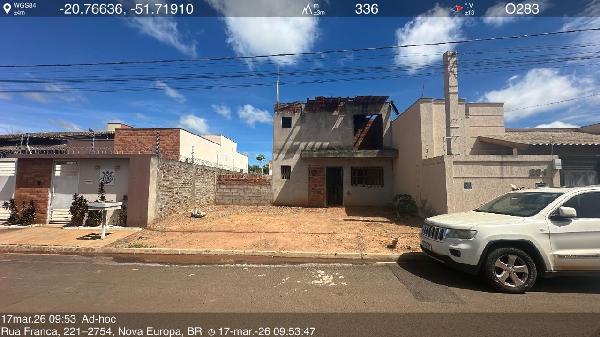 Vende-se em Tres Lagoas-MS  Casa, 50.51 de área total, 50.51 de área privativa, 200.00 de área do terreno,  2_qto(s), a.serv, WC, 1_sala(s), cozinha, 1_vaga(s) de garagem.