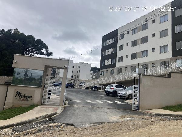 Vende-se em Campo Largo-PR  apto, 46.13 de área total, 40.00 de área privativa,  2_qto(s), a.serv, WC, 1_sala(s), cozinha, 1_vaga(s) de garagem.