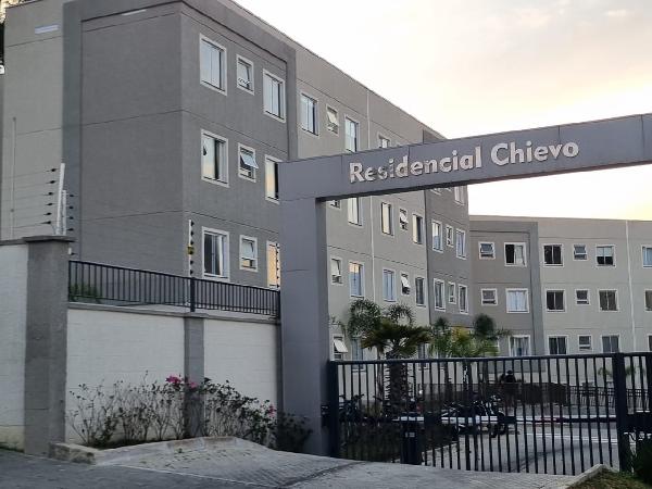 Vende-se em Curitiba-PR  apto, 45.38 de área total, 38.40 de área privativa,  2_qto(s), a.serv, WC, 1_sala(s), cozinha, 1_vaga(s) de garagem.