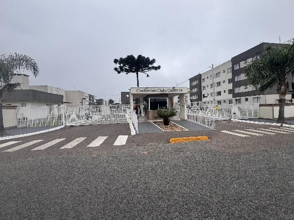 Vende-se em Campo Largo-PR  apto, 50.04 de área total, 43.61 de área privativa,  2_qto(s), a.serv, WC, 1_sala(s), cozinha, 1_vaga(s) de garagem.
