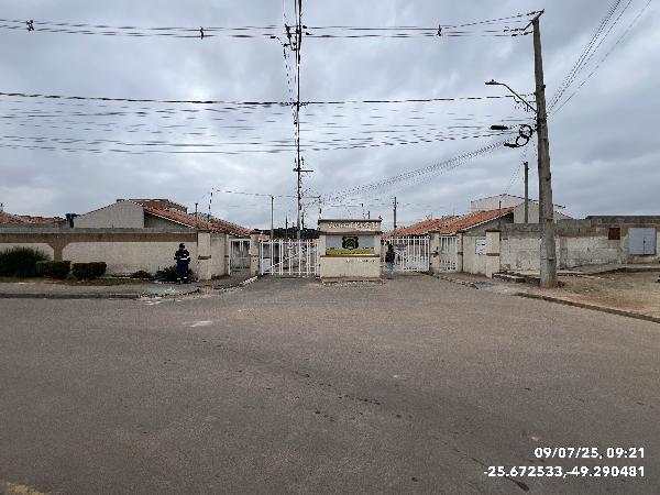Vende-se em Fazenda Rio Grande-PR  Casa, 39.77 de área total, 38.60 de área privativa, 108.00 de área do terreno,  2_qto(s), a.serv, WC, 1_sala(s), cozinha.