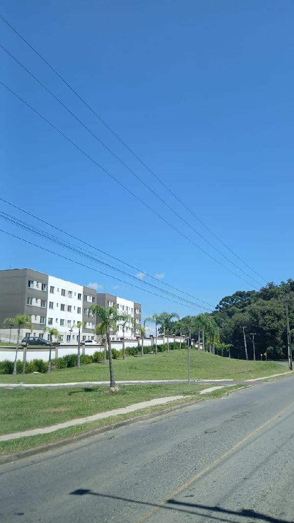 Vende-se em Campo Largo-PR  apto, 46.17 de área total, 40.31 de área privativa,  2_qto(s), WC, 1_sala(s), cozinha, 1_vaga(s) de garagem.