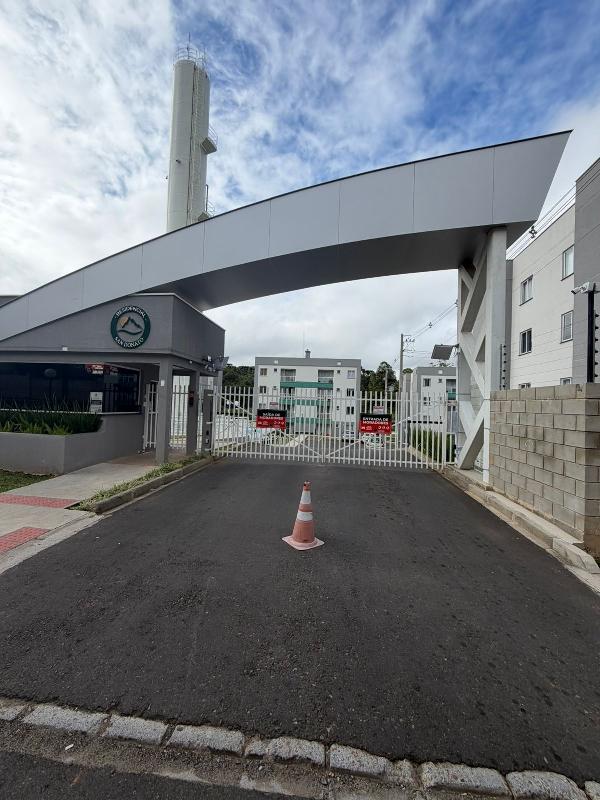 Vende-se em Campo Largo-PR  apto, 51.84 de área total, 47.09 de área privativa,  2_qto(s), a.serv, WC, 1_sala(s), cozinha.