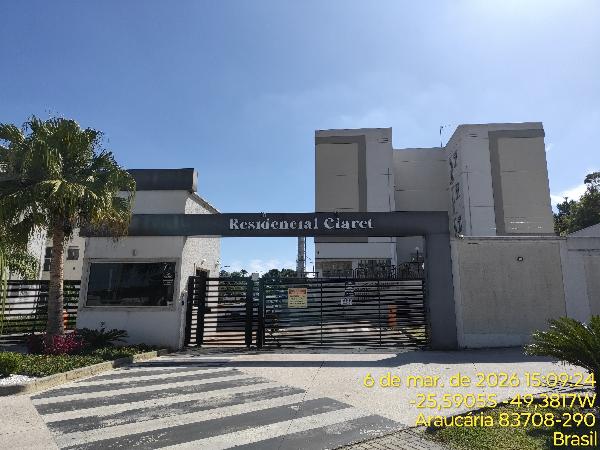 Vende-se em Araucaria-PR  apto, 46.56 de área total, 38.40 de área privativa,  2_qto(s), WC, 1_sala(s), cozinha, 1_vaga(s) de garagem.