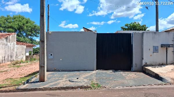 Vende-se em Ipora-PR  Casa, 49.89 de área total, 49.89 de área privativa, 337.50 de área do terreno,  2_qto(s), a.serv, WC, 1_sala(s), cozinha.