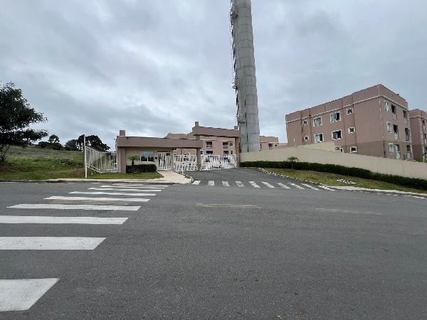 Vende-se em Campo Largo-PR  apto, 58.30 de área total, 49.84 de área privativa,  2_qto(s), a.serv, WC, 1_sala(s), cozinha, 1_vaga(s) de garagem.