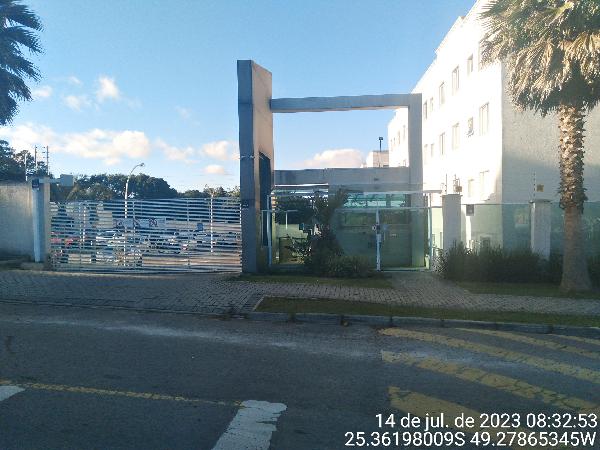 Vende-se em Curitiba-PR  apto, 67.45 de área privativa,  2_qto(s), a.serv, WC, 1_sala(s), cozinha.