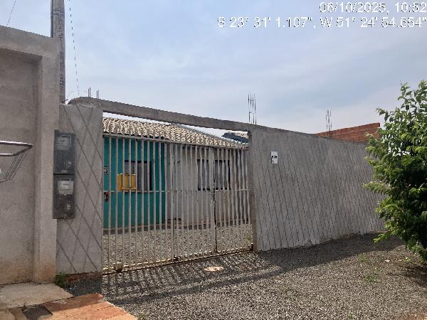 Vende-se em Apucarana-PR  Casa, 42.37 de área total, 42.37 de área privativa, 180.20 de área do terreno,  2_qto(s), a.serv, WC, 1_sala(s), cozinha, 1_vaga(s) de garagem.