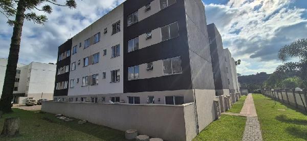 Vende-se em Campo Largo-PR  apto, 45.92 de área total, 40.00 de área privativa,  2_qto(s), a.serv, WC, 1_sala(s), cozinha, 1_vaga(s) de garagem.
