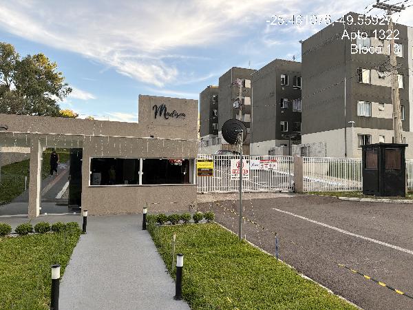 Vende-se em Campo Largo-PR  apto, 40.00 de área total, 40.00 de área privativa,  2_qto(s), a.serv, WC, 1_sala(s), cozinha, 1_vaga(s) de garagem.