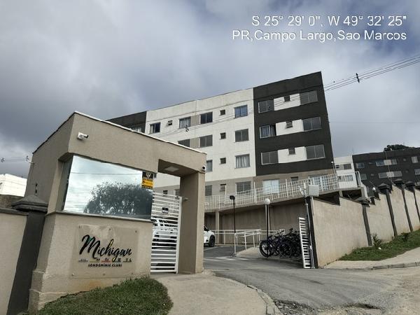 Vende-se em Campo Largo-PR  apto, 47.35 de área total, 52.00 de área privativa,  2_qto(s), a.serv, WC, 1_sala(s), cozinha, 1_vaga(s) de garagem.
