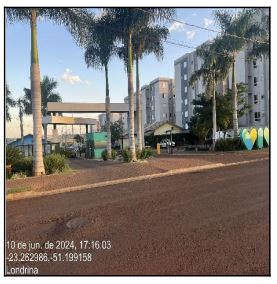 Vende-se em Londrina-PR  Casa, 53.25 de área privativa, 0.01 de área do terreno.