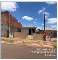 Vende-se em Londrina-PR  Casa, 46.27 de área total, 46.27 de área privativa, 168.37 de área do terreno,  2_qto(s), a.serv, WC, 1_sala(s), cozinha, 1_vaga(s) de garagem.