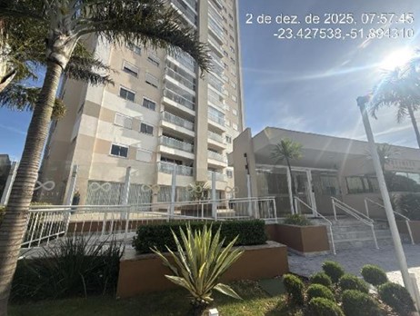 Vende-se em Maringa-PR  apto, 79.98 de área privativa, 2_vaga(s) de garagem.