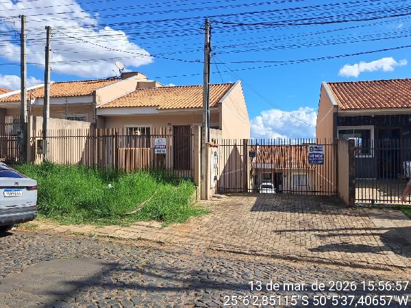 Vende-se em Ponta Grossa-PR  Casa, 90.84 de área total, 45.42 de área privativa, 110.98 de área do terreno,  2_qto(s), a.serv, WC, 1_sala(s), cozinha, 1_vaga(s) de garagem.