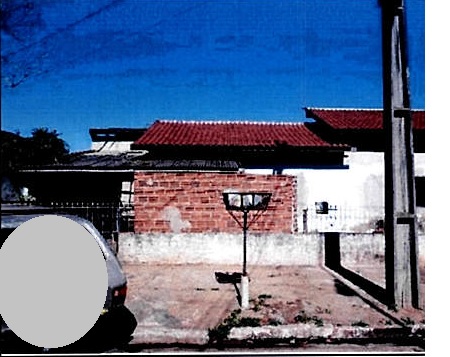 Vende-se em Tapejara-PR  Casa, 104.40 de área privativa, 490.00 de área do terreno.