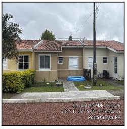 Vende-se em Ponta Grossa-PR  Casa, 40.70 de área privativa, 103.70 de área do terreno.