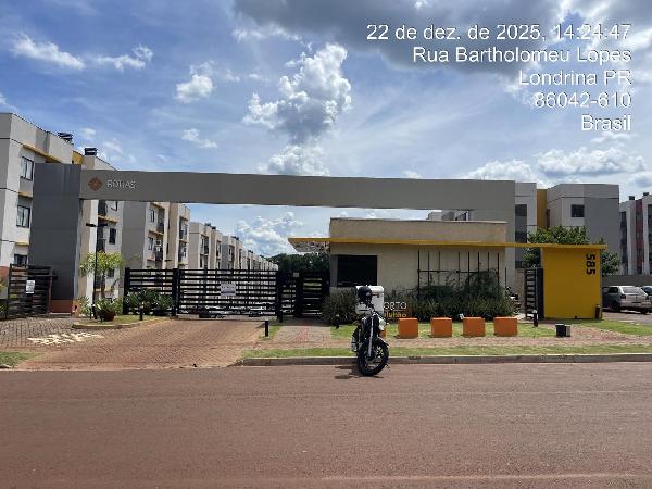 Vende-se em Londrina-PR  apto, 42.55 de área total, 42.55 de área privativa,  2_qto(s), WC, 1_sala(s), cozinha, 1_vaga(s) de garagem.
