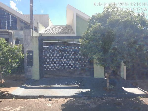 Vende-se em Rolandia-PR  Terreno, 87.44 de área total, 141.25 de área do terreno, a.serv.